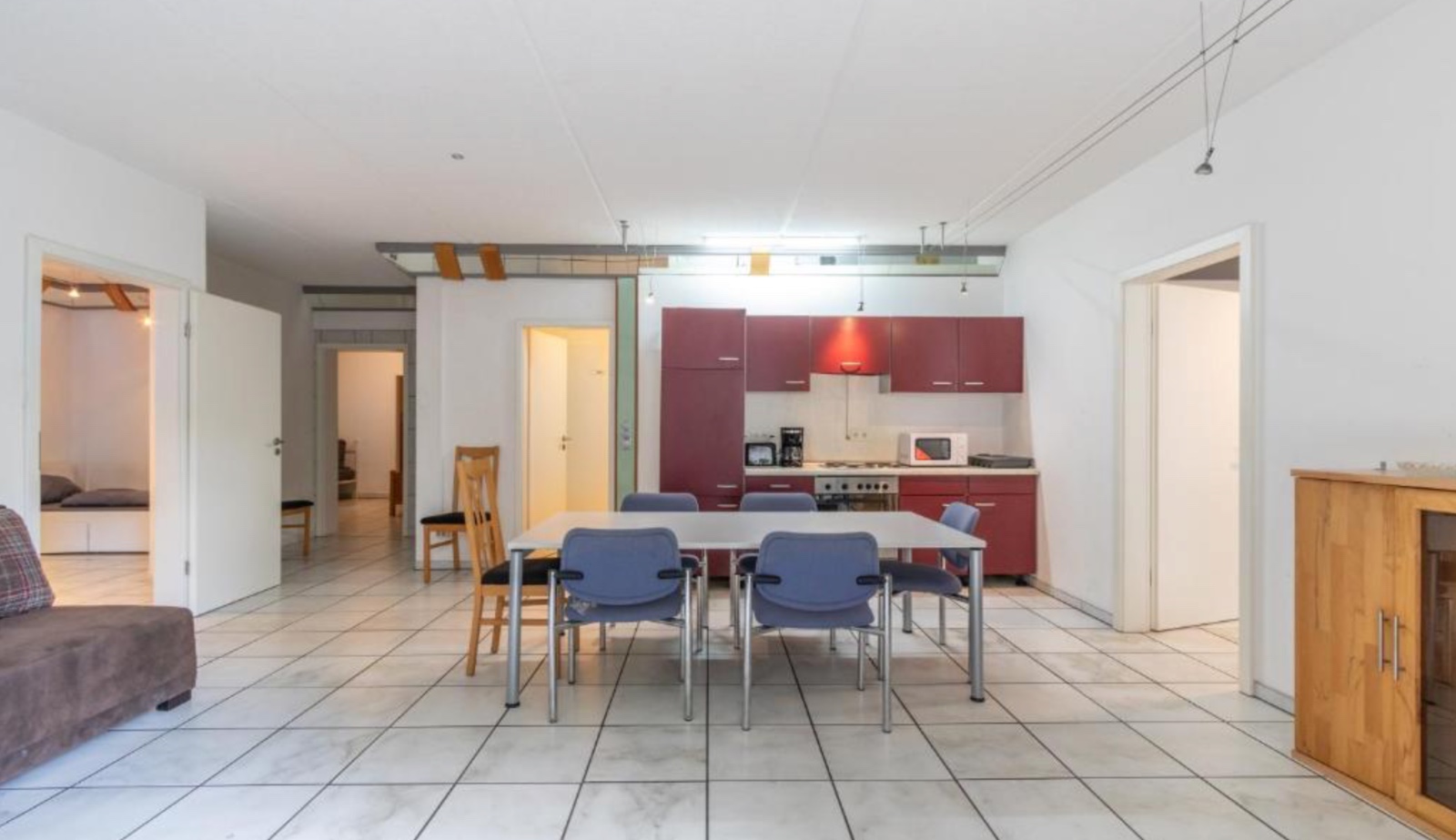 Geräumiges 4-Schlafzimmer Apartment nahe Mainz