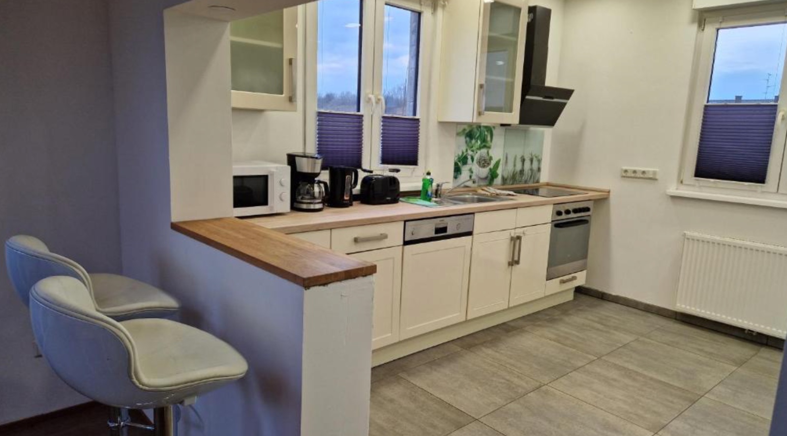 Zentrales 5-Schlafzimmer-Apartment in Budenheim